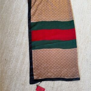 Elegant Tan and Red Women's Scarf